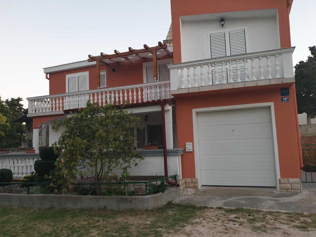Apartments Martinovic By The Sea Kukljica Exteriör bild